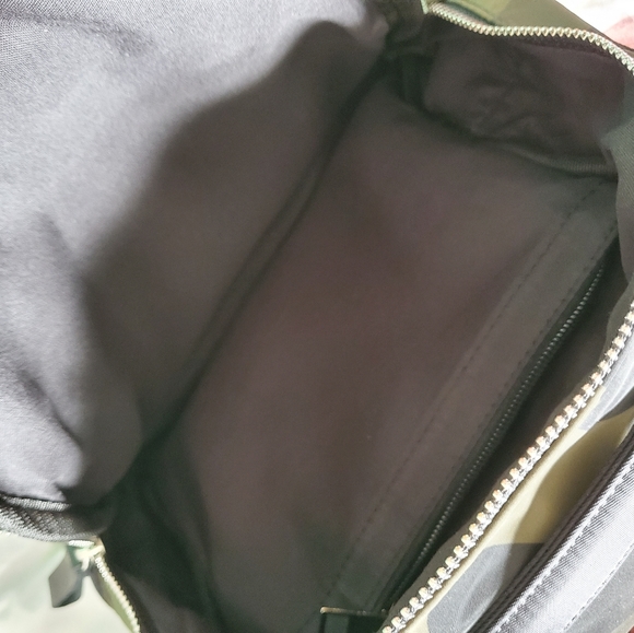 Brand new backpack - Picture 3 of 3